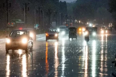 Heavy Rain Hits Delhi