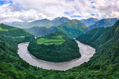 Mega Hydropower Project in Tibet